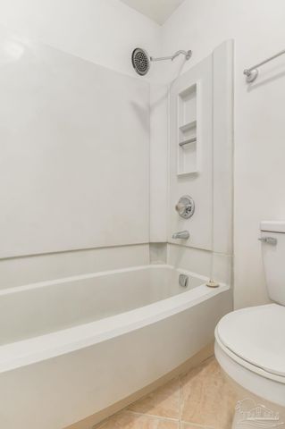 7150 Plantation Dr 222, Pensacola, FL 32504