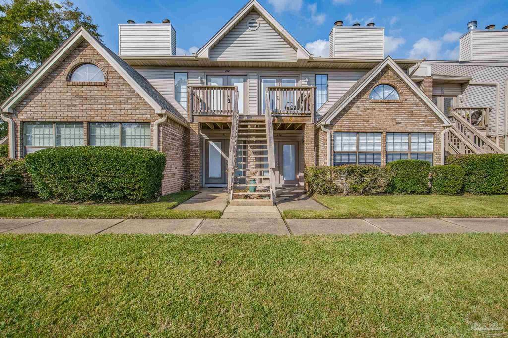 7150 Plantation Dr 222, Pensacola, FL 32504