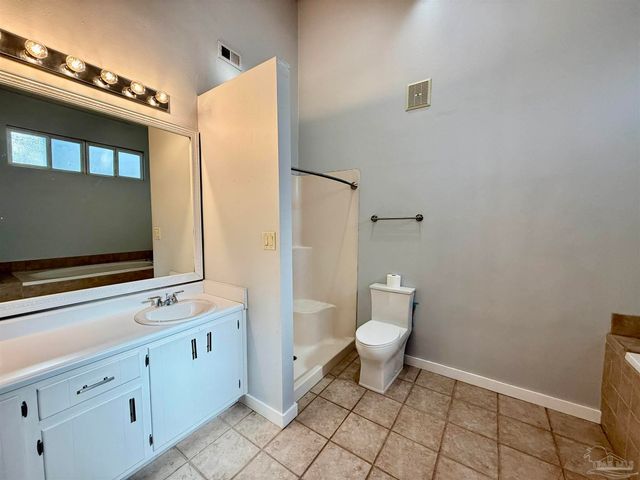 4502 Whisper Way, Pensacola, FL 32504