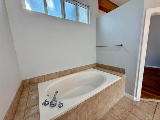 4502 Whisper Way, Pensacola, FL 32504