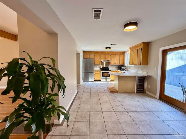 4502 Whisper Way, Pensacola, FL 32504