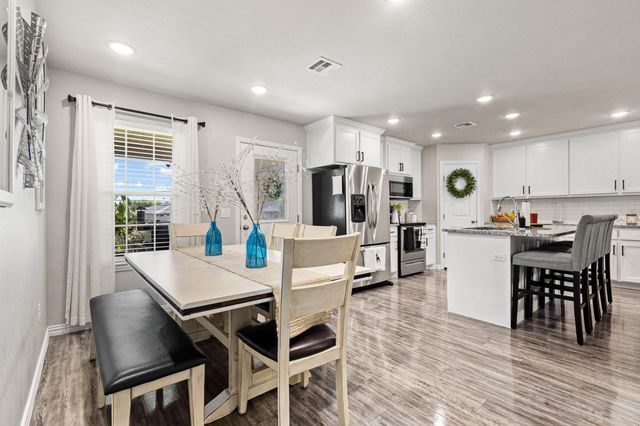 118 Texoma Meadows, Pottsboro, TX 75076