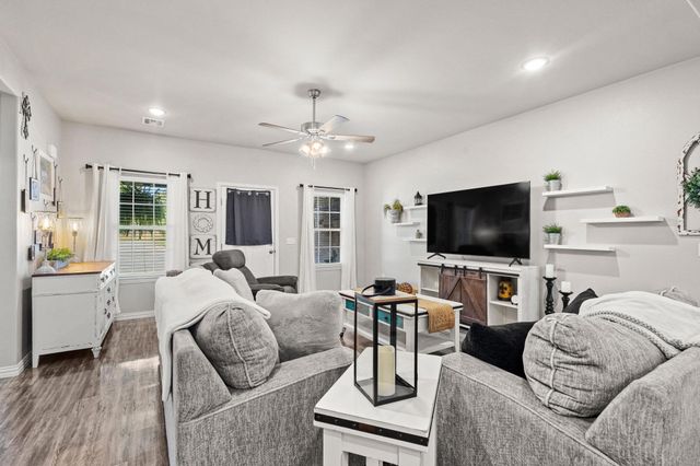 118 Texoma Meadows, Pottsboro, TX 75076