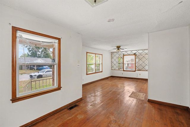 1604 SW 39th Street, Oklahoma City, OK 73119