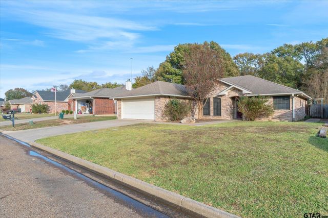 351 River Oaks Lane, Canton, TX 75103