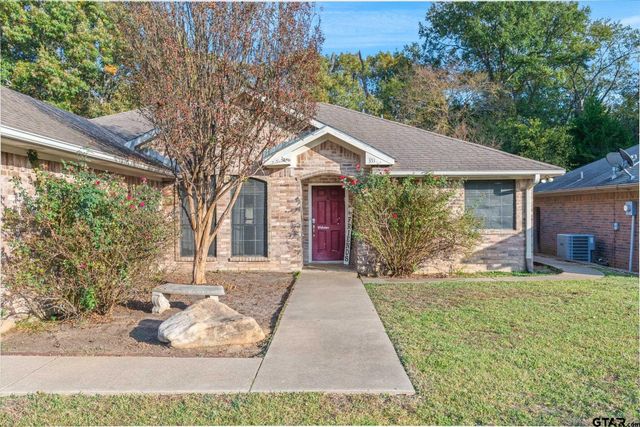 351 River Oaks Lane, Canton, TX 75103