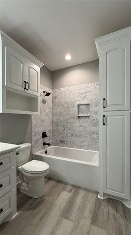 865 Palmetto Drive, Crystal Beach, TX 77650