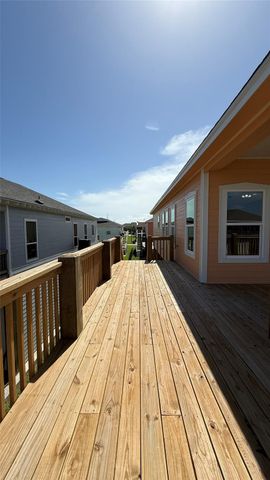 865 Palmetto Drive, Crystal Beach, TX 77650