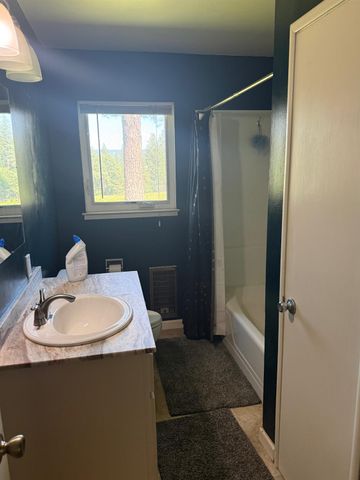 14792 Wabash Ave, Grass Valley, CA 95945