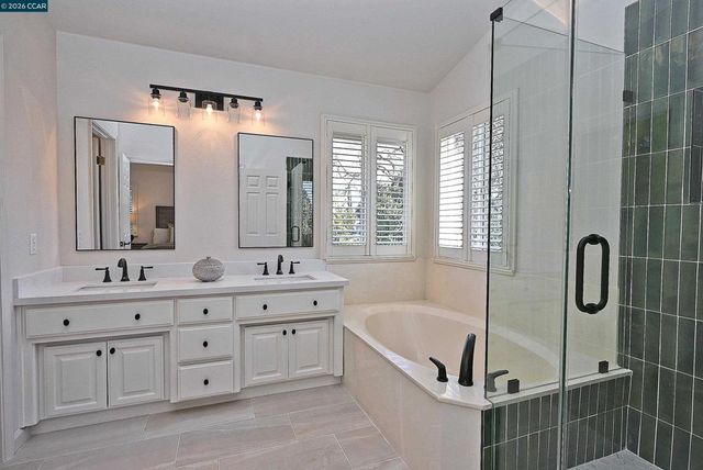 672 672 Enrica Ln, Walnut Creek, CA 94597