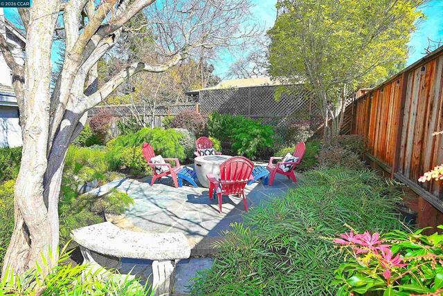 672 672 Enrica Ln, Walnut Creek, CA 94597