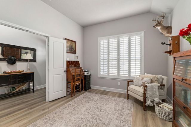 2001 Vineyard Pass, Brenham, TX 77833