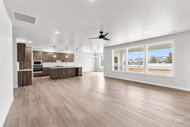 2431 W Kincaid St, Kuna, ID 83634