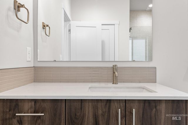 2431 W Kincaid St, Kuna, ID 83634