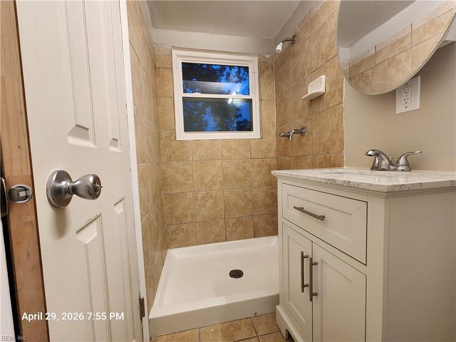 846 Drawbridge DR, Chesapeake, VA 23323