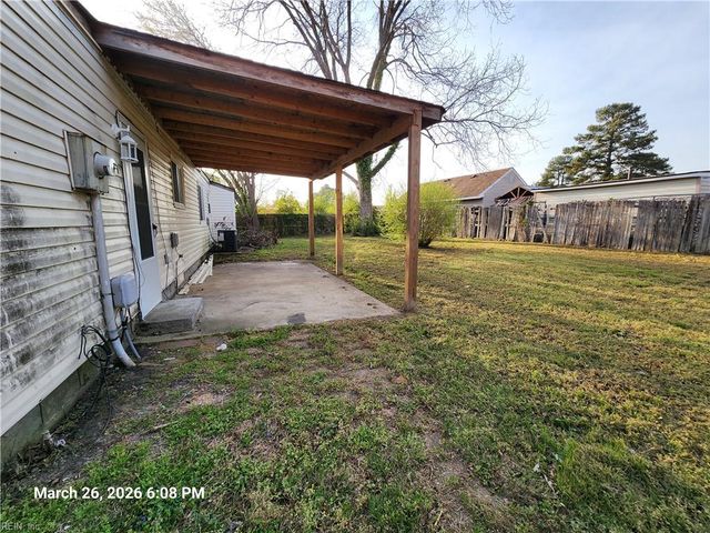 846 Drawbridge DR, Chesapeake, VA 23323