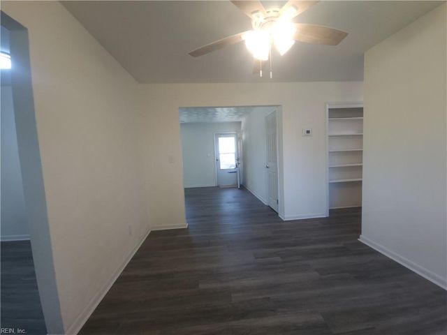 846 Drawbridge DR, Chesapeake, VA 23323