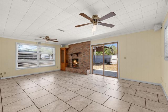 12721 SUMMIT STREET, Tampa, FL 33612