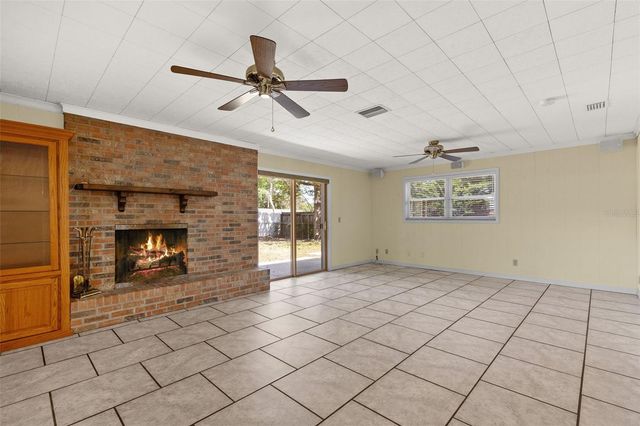 12721 SUMMIT STREET, Tampa, FL 33612