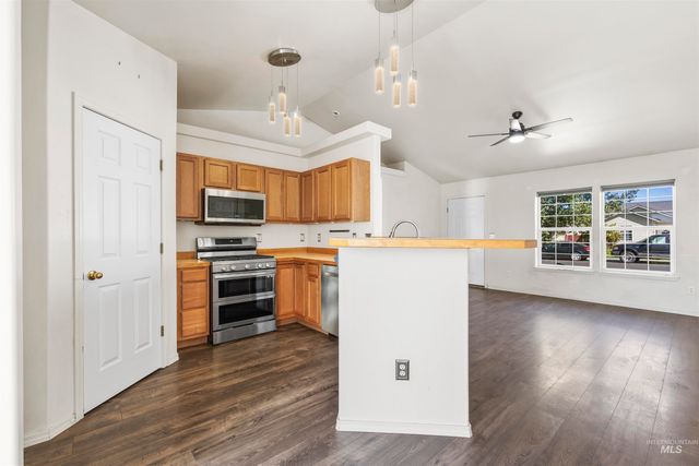 1414 Valencia Street, Twin Falls, ID 83301