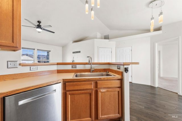 1414 Valencia Street, Twin Falls, ID 83301