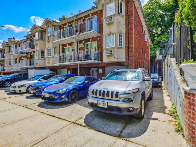 86-66 Midland Parkway, Jamaica, NY 11432