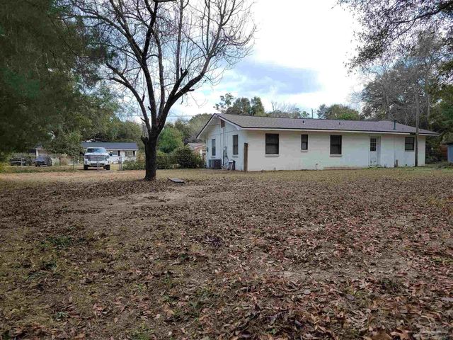 415 Rhoda St, Pensacola, FL 32503