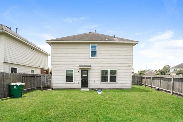 724 S Ella Creek, Houston, TX 77067