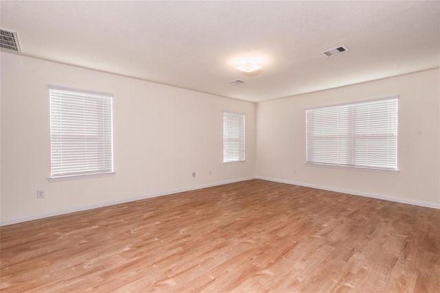 724 S Ella Creek, Houston, TX 77067