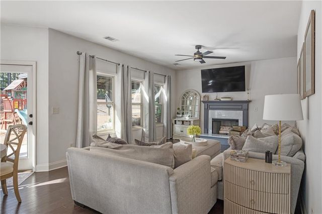 355 Fieldstone Lane, Dallas, GA 30132