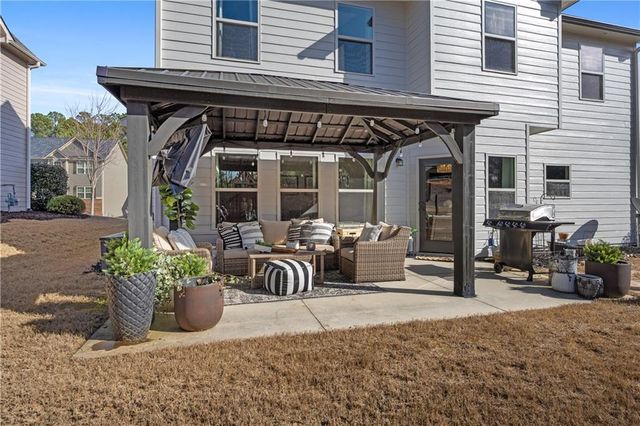 355 Fieldstone Lane, Dallas, GA 30132