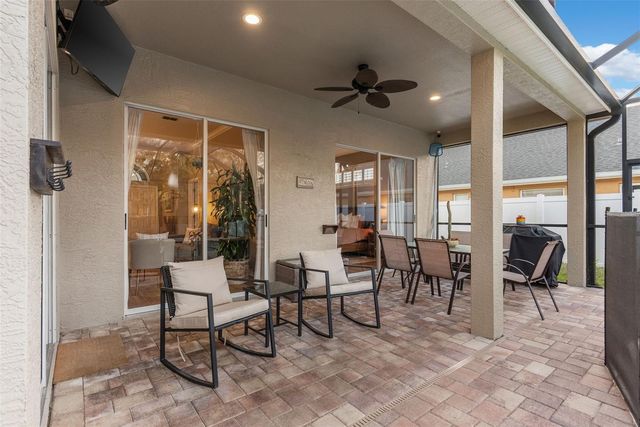 8204 GINGER PINE WAY, Tampa, FL 33647