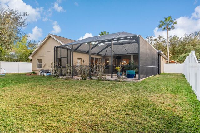 8204 GINGER PINE WAY, Tampa, FL 33647