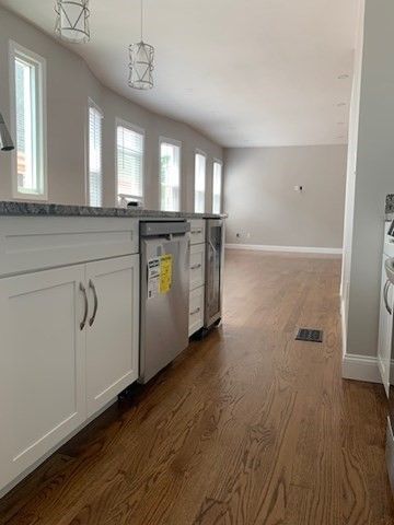 5 1/2 Edward St 2, Medford, MA 02155