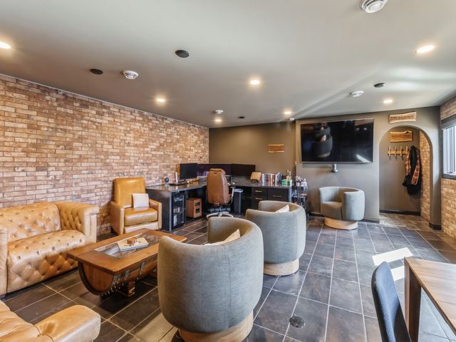 2508 Cottonwood Road, Ames, IA 50014