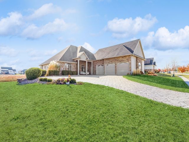 2508 Cottonwood Road, Ames, IA 50014