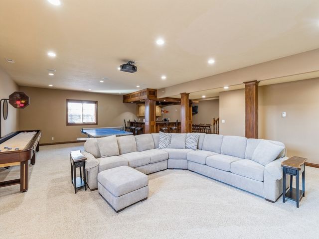 2508 Cottonwood Road, Ames, IA 50014