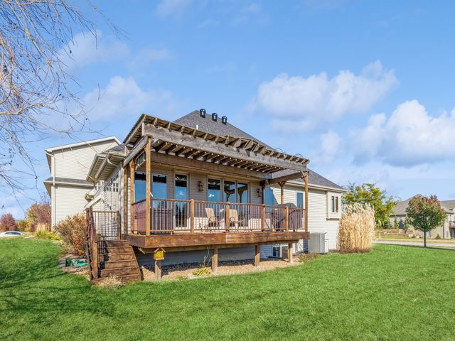 2508 Cottonwood Road, Ames, IA 50014