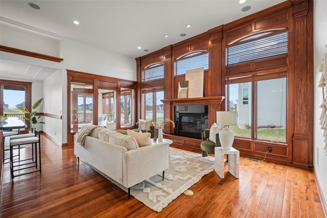 2508 Cottonwood Road, Ames, IA 50014