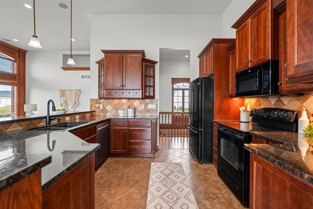 2508 Cottonwood Road, Ames, IA 50014