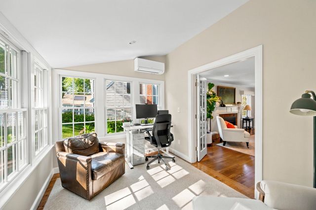 37 Century Ln, Milton, MA 02186