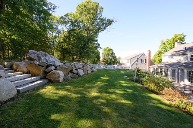37 Century Ln, Milton, MA 02186