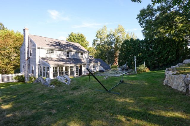37 Century Ln, Milton, MA 02186