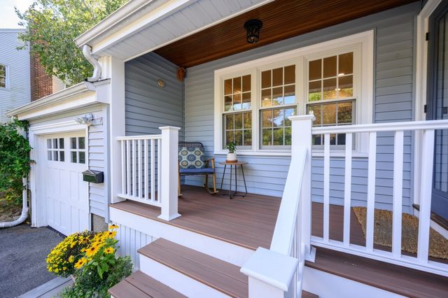 37 Century Ln, Milton, MA 02186