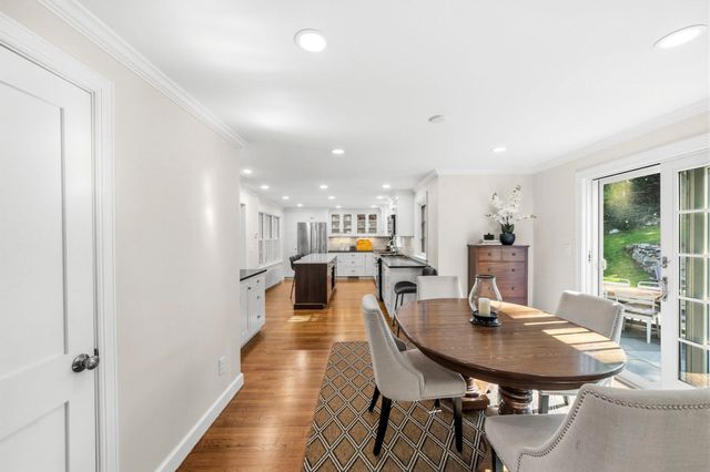 37 Century Ln, Milton, MA 02186