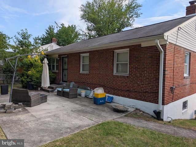 121 69TH ST, Capitol Heights, MD 20743
