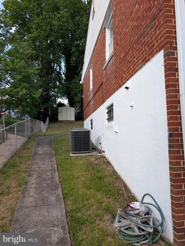 121 69TH ST, Capitol Heights, MD 20743
