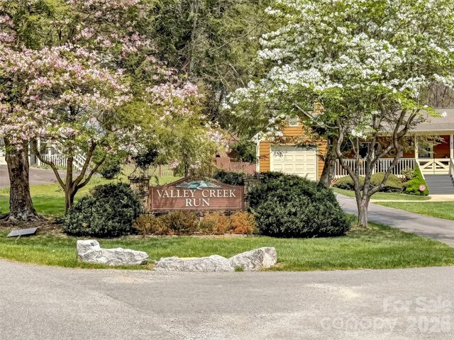 96 Garden Court, Maggie Valley, NC 28751