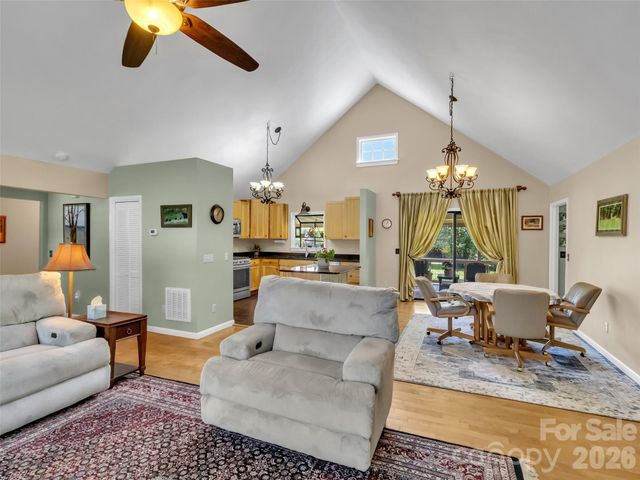 96 Garden Court, Maggie Valley, NC 28751