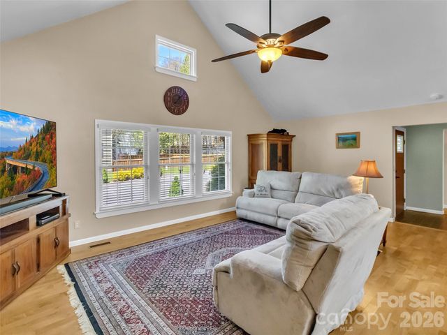 96 Garden Court, Maggie Valley, NC 28751